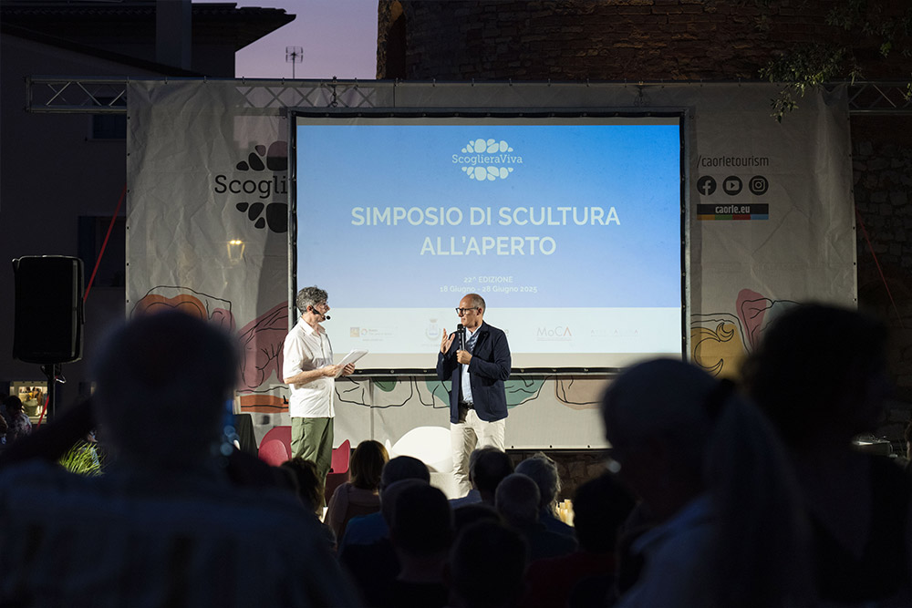 ScoglieraViva | Simposio internazionale di scultura all’aperto, Caorle, Venezia – Premiazione serata 2025 ScoglieraViva | Simposio internazionale di scultura all'aperto, Caorle, Venezia - Premiazione serata 2025